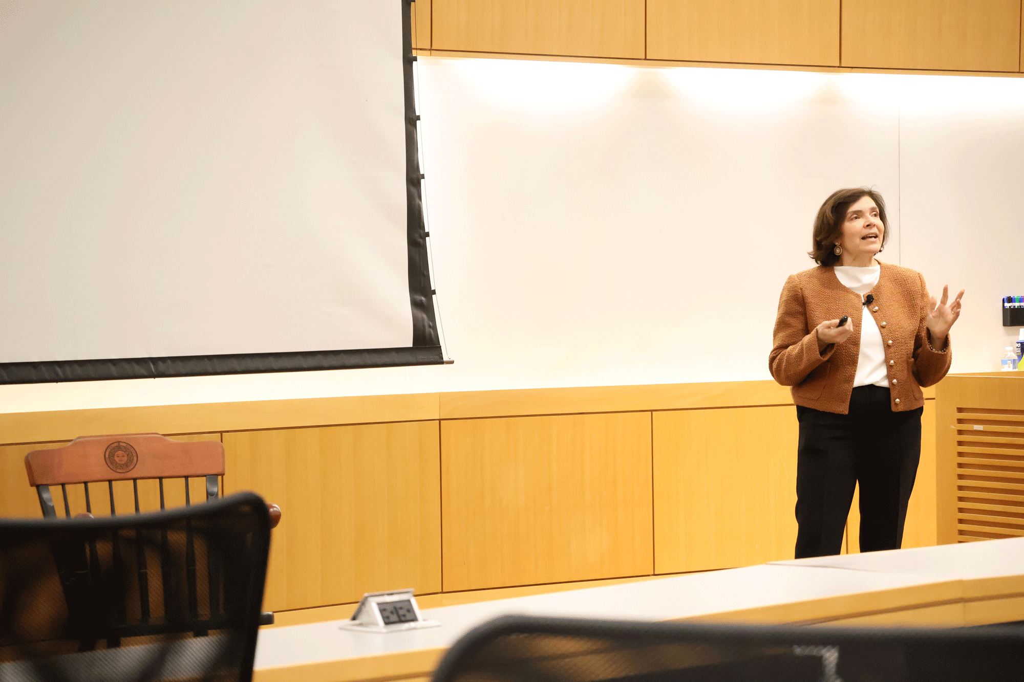 Rani Elwy delivers the keynote